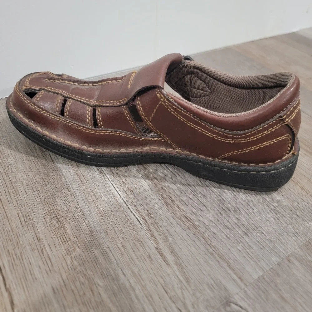 Skechers Arch Support Mens Leather Fisherman Coach Sandals Size 7 M Brown Travel